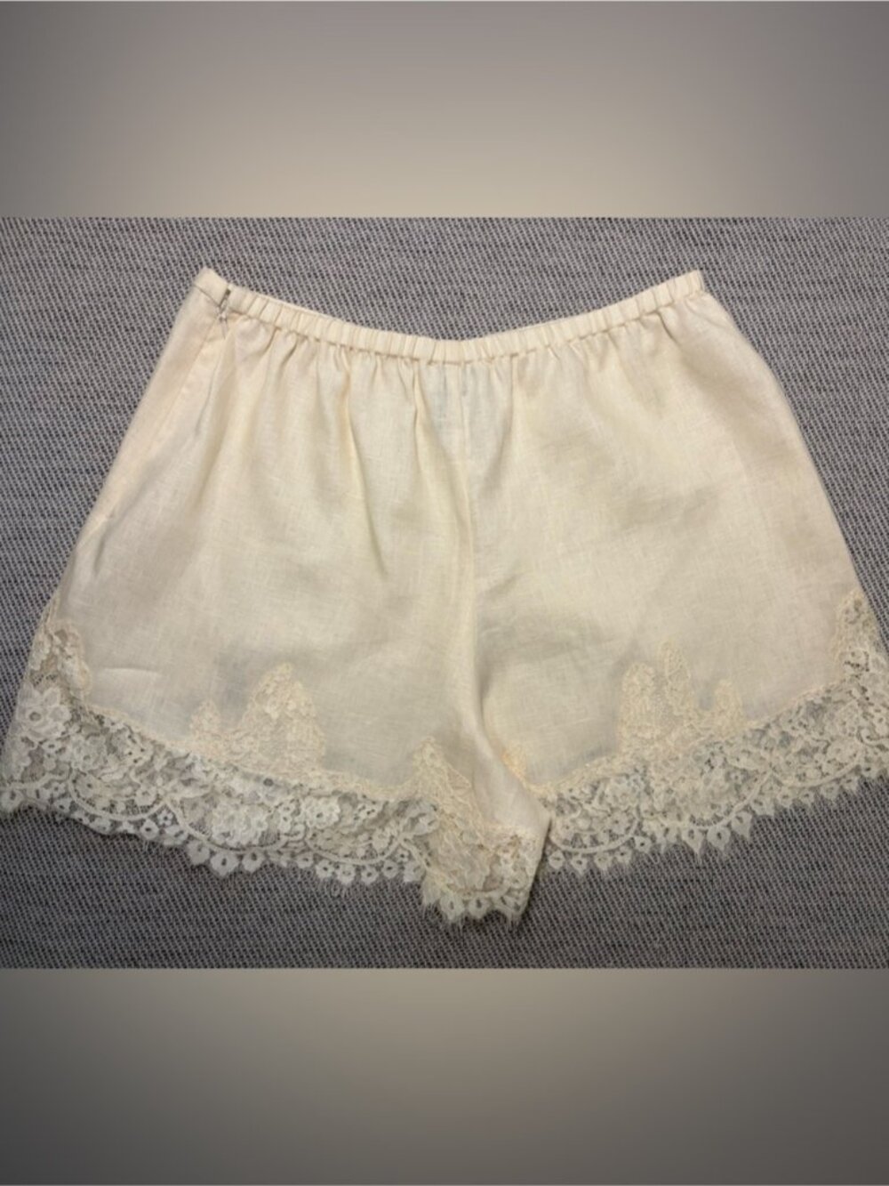 NEW Reformation Fern Sugar Yellow Lace Trim Linen Shorts Elastic Waist | US XS - Picture 10 of 13